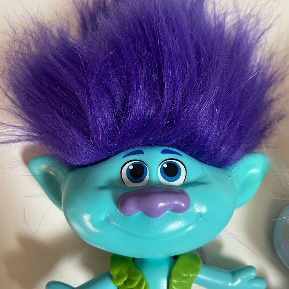 2 DreamWorks Trolls Dolls - Picture 7 of 9
